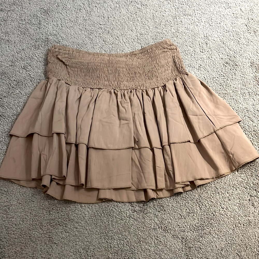 Tan high waisted flowy skirt